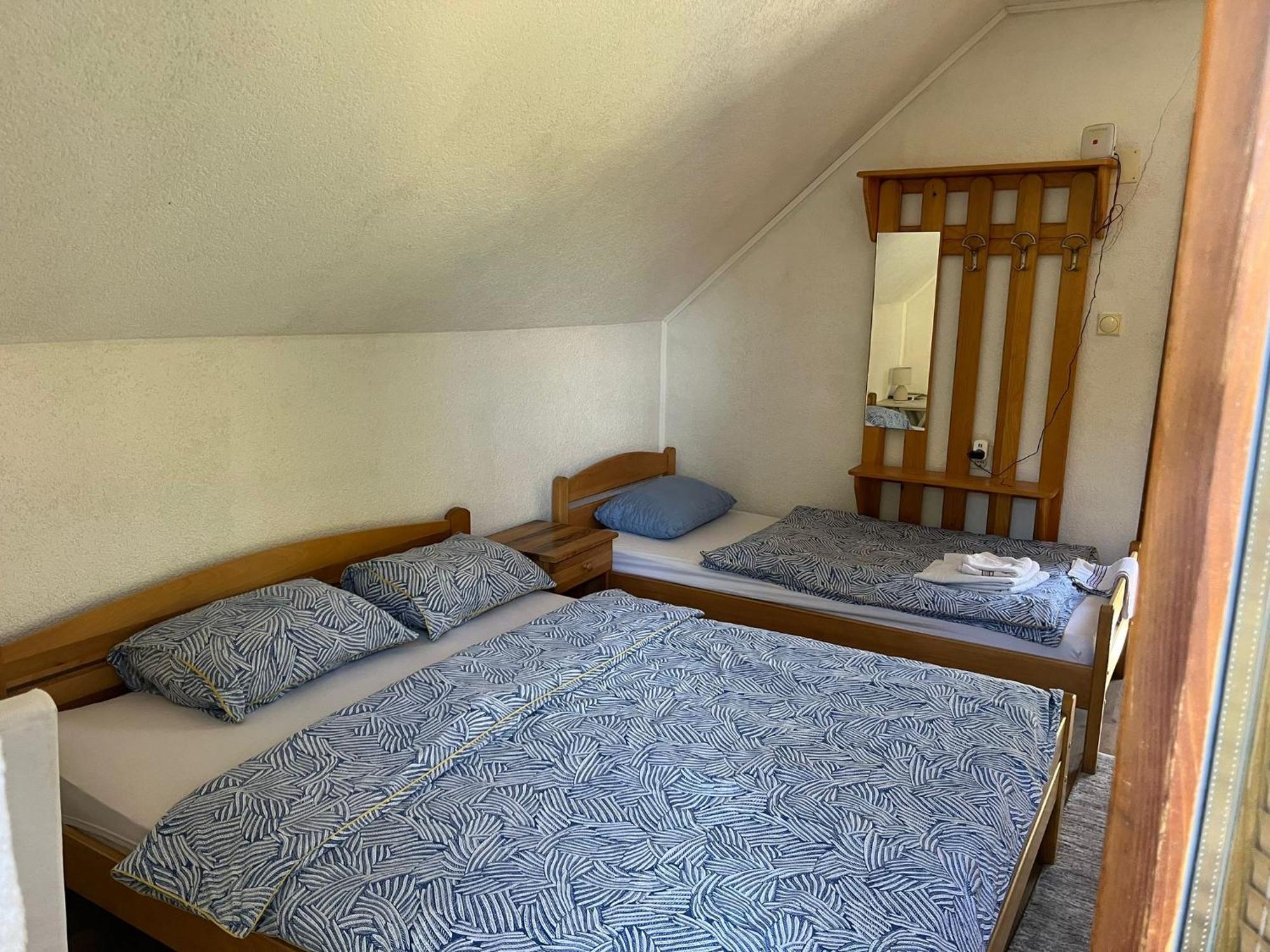 Bed And Breakfast Family Djukic Sipovo Ngoại thất bức ảnh